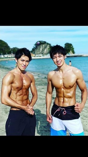 ガリガリの二人組が三年間本気で筋トレした結果 #shorts