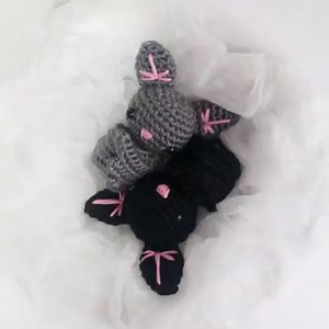 17K views · 362 reactions | CROCHET BATS….these little bat's legs and...