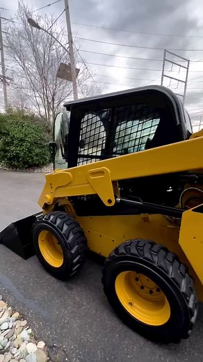 16K views · 83 reactions | 2016 CAT 232D skid steer 2,800 hours Enclosed with heat and air conditioning Everything works 100% Just spent 7k on service and maintenance $34,500 Text @nj_truck_king_deena 856-420-0788 | King of Cars & Trucks Inc. | Facebook