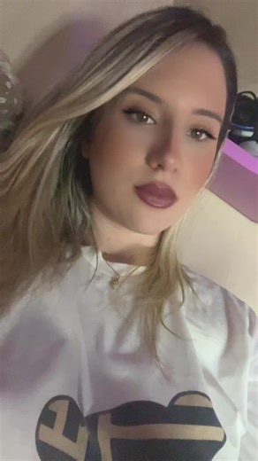 Video di Serena🩷 (@serena00_) con suono originale - VINCENZOTORRE.A