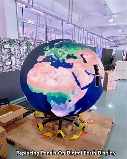 9.2K views · 23 reactions | Replacing Panels On Digital Earth Display #LEDScreen #SmartRepair #DigitalGlobe #TechWork #DisplayPanel | lamaestramiel | Facebook