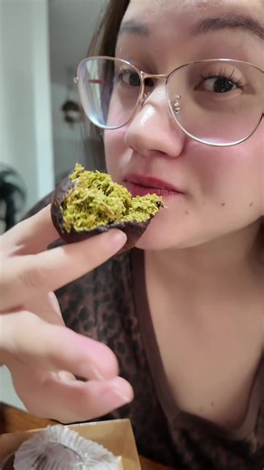 Chewy Choco Pistachio Bombs: Must-Try Dessert from Betoven