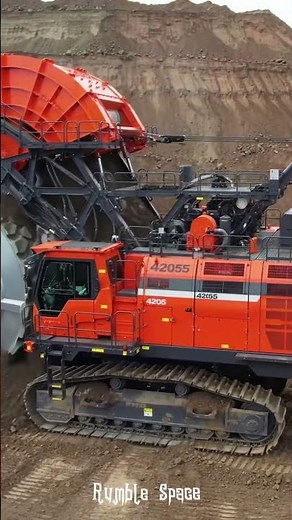 "Amazing Time-Lapse: Watch This Heavy Equipment in Action"