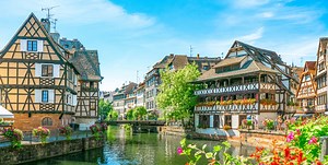 These Magical Day Trips From Paris Are Bucket-List "Musts"