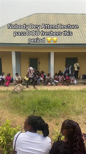 See as everywhere full 😂😂 #doustudentsfyp #DOU #denisosadebayunivesity #douasaba #freshers