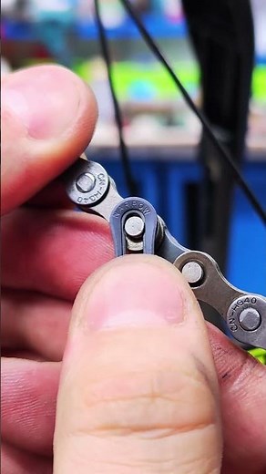 How to install an asymmetric quick link on a bicycle chain