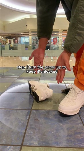 Lock button explained 🔒 #rollershoes