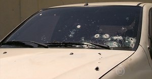 PMs atiraram 111 vezes com fuzil e pistola contra jovens no RJ