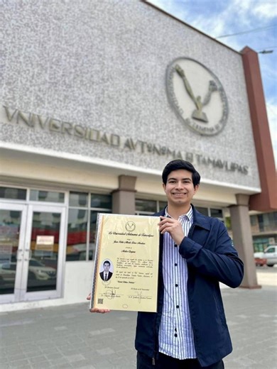 ¿Esperando tu título universitario? 🎓 En este video te mostramos paso a paso cómo revisar el estatus de tu título de manera rápida y sencilla para que muy pronto tengas tu título en tus manos. 🙌 #InspiraYTransforma | Universidad Autónoma de Tamaulipas