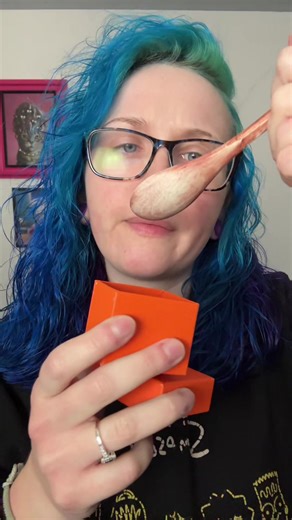 ASMR scooping out your negative thoughts 💭 🧠 #lofiasmr #fyp #asmrpersonalattention #asmr