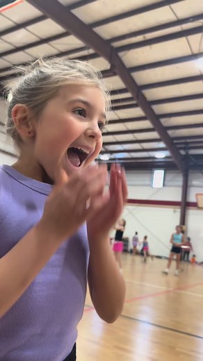 1.7K views · 46 reactions | Everly loves to send @mazie.zepeda videos when she does a new trick. However having Mazie home was the best surprise for her! #rolemodle #twirl #baton #theworkisworthit #home #firstsolo #makingpracticefun | The Sophisticates, LTD | Facebook