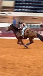 @piper_alexx and the big brown Flying Pilot “Pilot” smoke through the pattern at the Young Guns Jr Patriot qualifier placing third in the long go so far! 🐎 💨 #classicequine #playtowin | Classic Equine