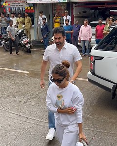 1M views · 5.3K reactions | Malaika Arora के पिता के अंतिम संस्कार पर सबसे पहले पहुंचे Arbaaz Khan अपनी पत्नी Sshura Khan के साथ #MalaikaArora #ArbaazKhan #sshurakhan | Movie Review Preview | Facebook