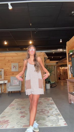 Stylish Stripes for Spring Break Outfits