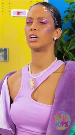 Mermaid Transformation at School Gone Viral 😳🧜‍♀️ #Mermaid #Story