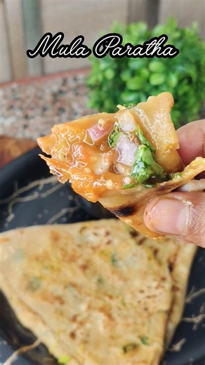ମୂଳା ପରଟା || Mula Paratha Recipe || Mooli Ki Paratha || Paratha Recipe || #shorts #cooking