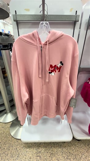 New #Disney #ValentinesDay merch has started to show up at the @Disney Store !!! Can’t wait to see what else’s shows up! @Disney @Disney Parks #DisneyMerch #disneyworld #disneyland