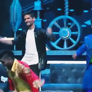 3.5M views · 141K reactions | - Mind Blowing Dance Performance ! 鹿 | Lifestyle | Facebook