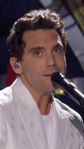 Relax, stripped back at the piano #victoiresdelamusique