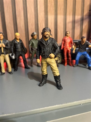 Mad Max Inspired villian Starbuck (Toe Cutter gang) Hand-Painted Resin Wasteland Enforcer Figure, Post Apocalyptic Collectible Display Model