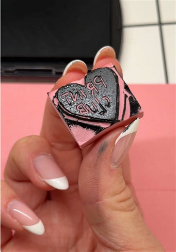 last day to sign up to get the february print is tomorrow night (jan 25th) at midnight 💌📬 so excited to mail February’s prints & stickers out 💗💗 #printclub #artprintclub #penpal #snailmail #artsubscription