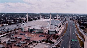 89K views · 3.2K reactions | It's Gameday in Texas! Get your Horns up 落 Valero Alamo Bowl. Texas vs. Washington. 8 PM CT. ESPN | Texas Football | Facebook