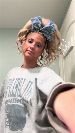 So who decided that level 4 should compete at 8 am… 🙃🙃🙃#fyp #foryou #cheer