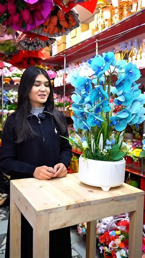 Buket | | Dekor | | Gullar on Instagram: "iFlowers dokonimizda 5 shohli orxideya kambinatsiyamiz 240.000 som"