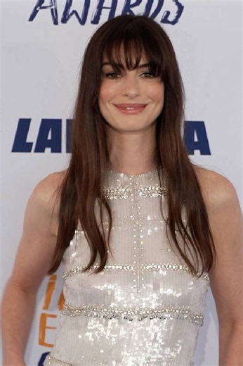 Anne Hathaway attend son troisième enfant