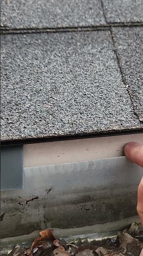Water Leaking Between Fascia and Gutter Explained