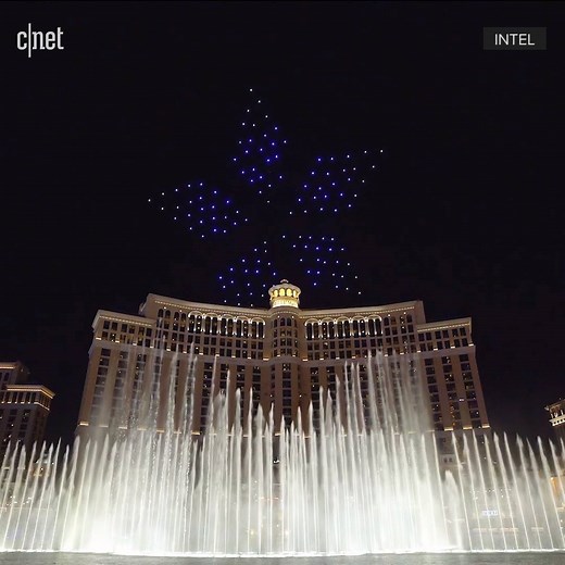 1.5M views · 13K shares | One pilot. 250 drones. One amazing light show at #ces2018. | CNET | Facebook