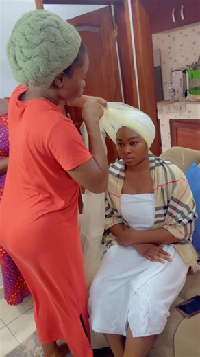 ✨ La beauté en toute simplicité. Aujourd’hui a eu lieu le mariage de mon assistante, et j’ai eu l’honneur de la sublimer pour ce jour unique 💛 👗 Création signée Paul Création 📍 Yopougon, cité GM3 Entre le feu des sapeurs-pompiers et la pharmacie Nankoko 📞 05 95 31 13 17 N’hésitez pas à nous contacter ou à passer nous rendre visite ✨#MariageÉlégant #abonné #pourtoiiiiiiiiiiiiiiiii #tiktokivoire225🇨🇮