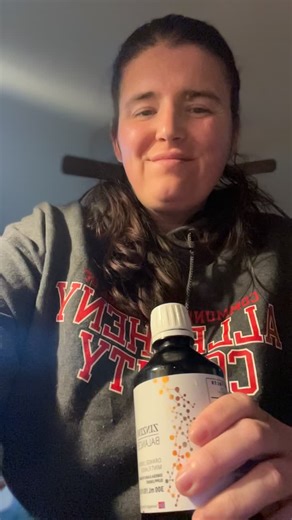 Before coffee. ☕️ before chaos. Before mom life fully kicks in for the day ! I took my DAILY balance shot. It’s a simple thing that helps me feel like I am actually taking care of myself too - not just everyone else. As a tired mom running on little sleep, a whole lot of love, and caffeine, I’m always looking for ways to support my body from the inside out… and this has become part of my daily morning routine that I don’t skip. Just a quick pour —>mix —> done. ✅ there are no complicated routines
