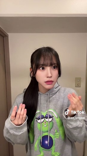 柳澤杏のエフェクト作成 TikTokライブ