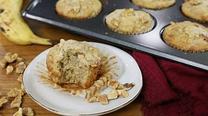 67K views · 178 reactions | Banana Nut Muffins that are better than anything you can buy at the bakery! Made with browned butter, these are truly gourmet. RECIPE: https://sugarspunrun.com/banana-nut-muffins/ | Sugar Spun Run | Facebook