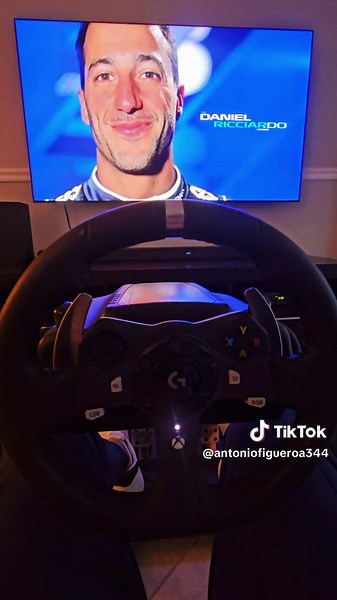 Sim Racing with Xbox One and Logitech Gear