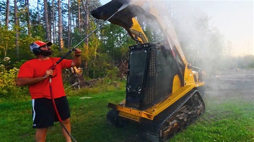 How To Deep Clean A Skid Steer for Peak Performance