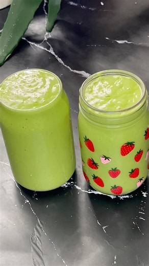 🥑 The Creamiest Avocado Smoothie You’ll Ever Try!