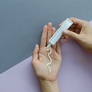 59K views · 379 reactions | You deserve healthier, younger-looking skin. Our 5-piece anti-aging system was developed by Cindy Crawford with one of the world's top anti-aging doctors. Buy it now for $39.95. | Meaningful Beauty | Facebook