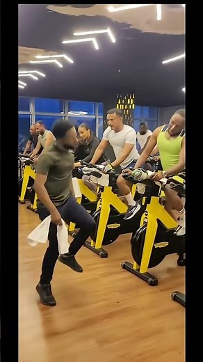 New Oromo music #ethiopiabuna #oromoculture #habesha #oromomusic #oromopeople #concert #musicoromo