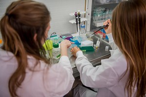 Dairy Manufacturing (B.S.) – Microbiology Specialization