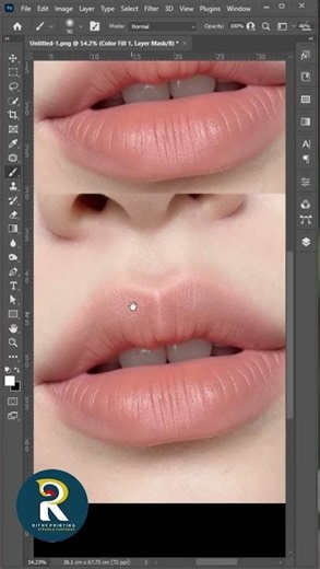 How to make realistic lipstick in Adobe Photoshop.