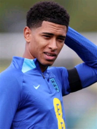 Players Show Respect to Club Logos in Football