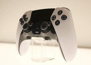 背面ボタンだけじゃない！ ソフト・ハードの両方から多彩なカスタマイズを可能にした「DualSense Edge」先行体験レポート