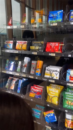 BCIT has introduced a new MediMart health vending machine at the Burnaby Campus, providing students, faculty, and staff with convenient access to essential over-the-counter medications and wellness products. The machine is located on the second floor of the NW4 building. While vending machines on campus are often associated with snacks and drinks, MediMart offers a health-focused alternative, supporting students when they need quick access to basic medical essentials. 📷: BCIT New Media Design a