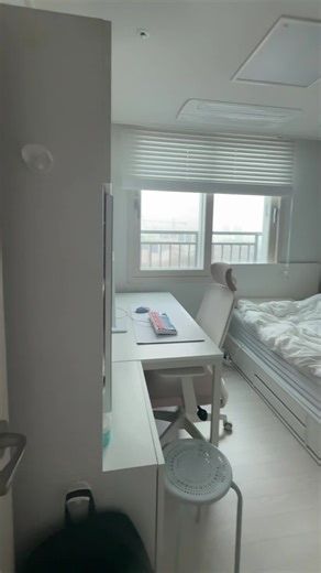화이트톤 방꾸미기: 감성 있는 인테리어 팁