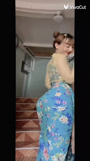 အမေပြောတော့ငယ်သေးတယ်🤣🤣🤣🤣