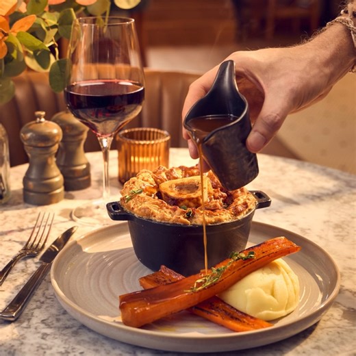 Introducing the launch of our new Autumn and Winter Menu, available from Wednesday 1st October! 🍂 To mark the changing of seasons we’ve crafted dishes fit for a heartwarming coastal feast. Standout creations include our sumptuous Slow Braised Short Rib Pie, indulgent Roast Chicken Kiev, and not to be overlooked, an irresistible dessert of Banoffee Pie with ice cream. You can discover the new menu on our website, and experience the taste for yourself by reserving a table to dine with us 🥂 https