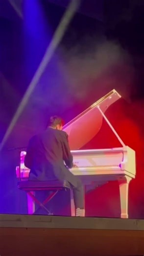 Boogie Woogie on white grand piano #nicobrina #boogiewoogiepiano