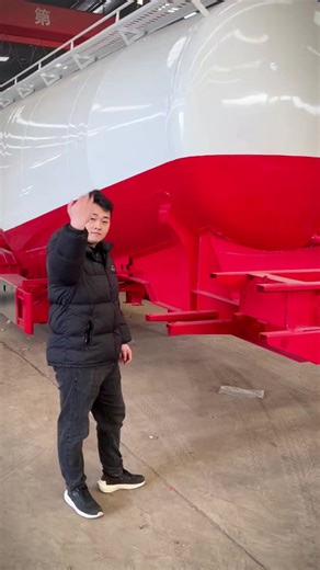 Beautifully Painted Super Steel Tank Truck